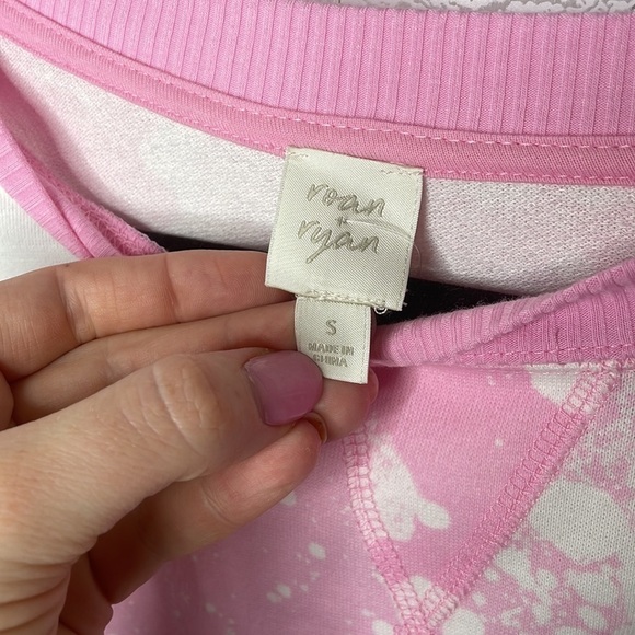 NWT Roan + Ryan Aiden Paint Splatter Pullover - Picture 6 of 12